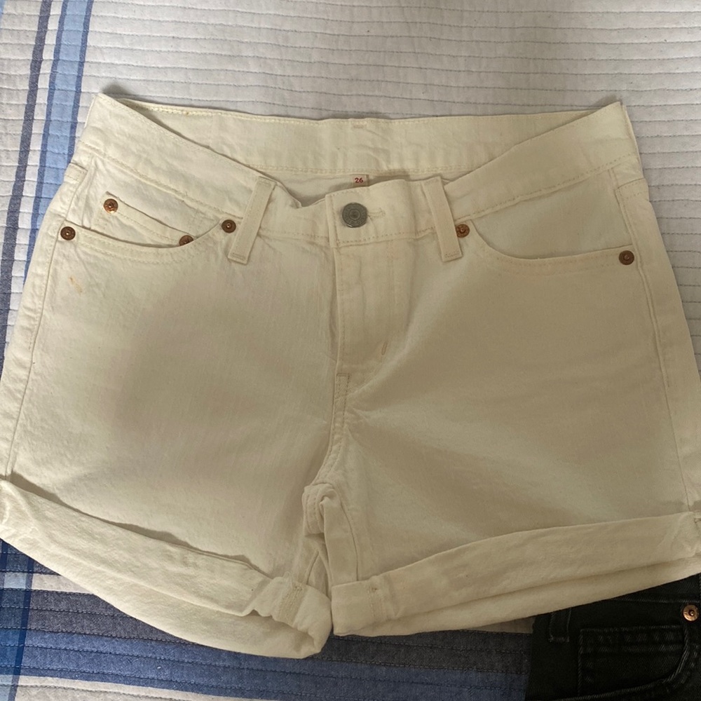 Levi’s size 26